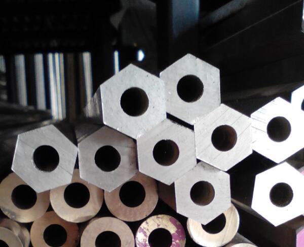 厂家 山东翔铭六角钢管的性能指数分析-硬度硬度是衡量金属材料软硬